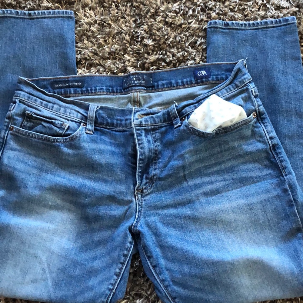 Women’s lucky jeans